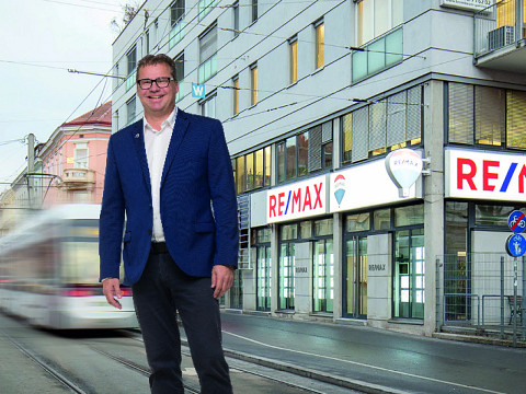 Topexperte u. a. für Immobilienbewertungen
