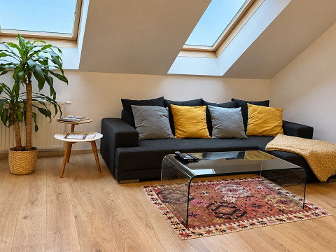 Über 76 m² Wohn- und Terrassenfläche – U1 ums Eck