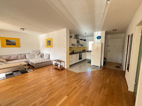 Helle 3 Zimmer-Wohnung optional mit Tiefgarage in Götzens