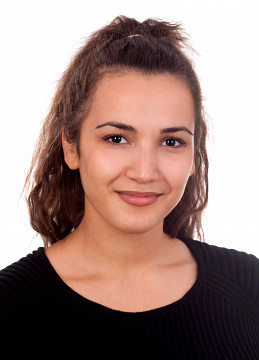 Immobilienmakler Aischa Dschairachanowa