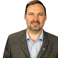 Bernhard Penc, staatl. konz. IM